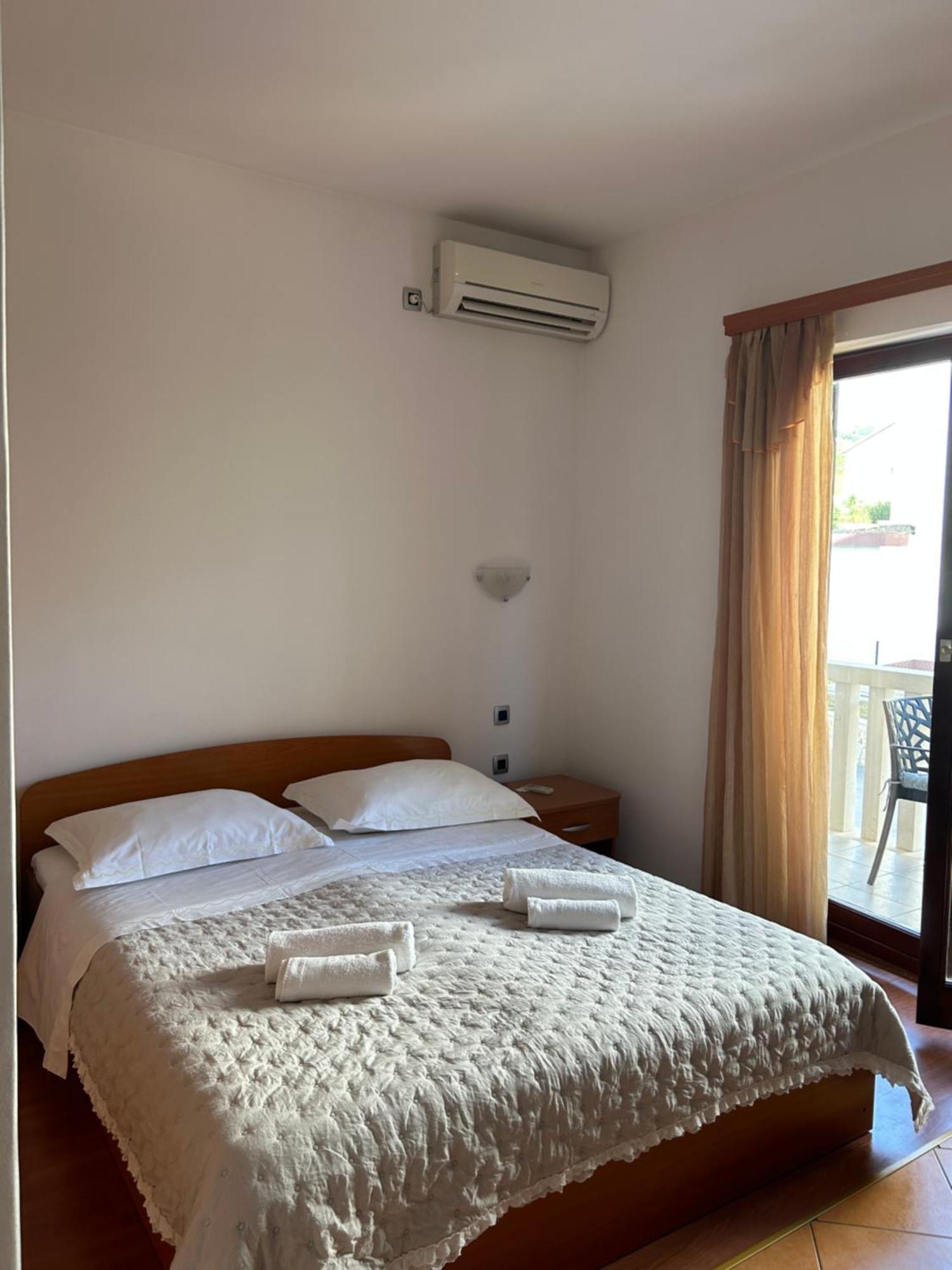 Apartmani Baki Podstrana Luaran gambar