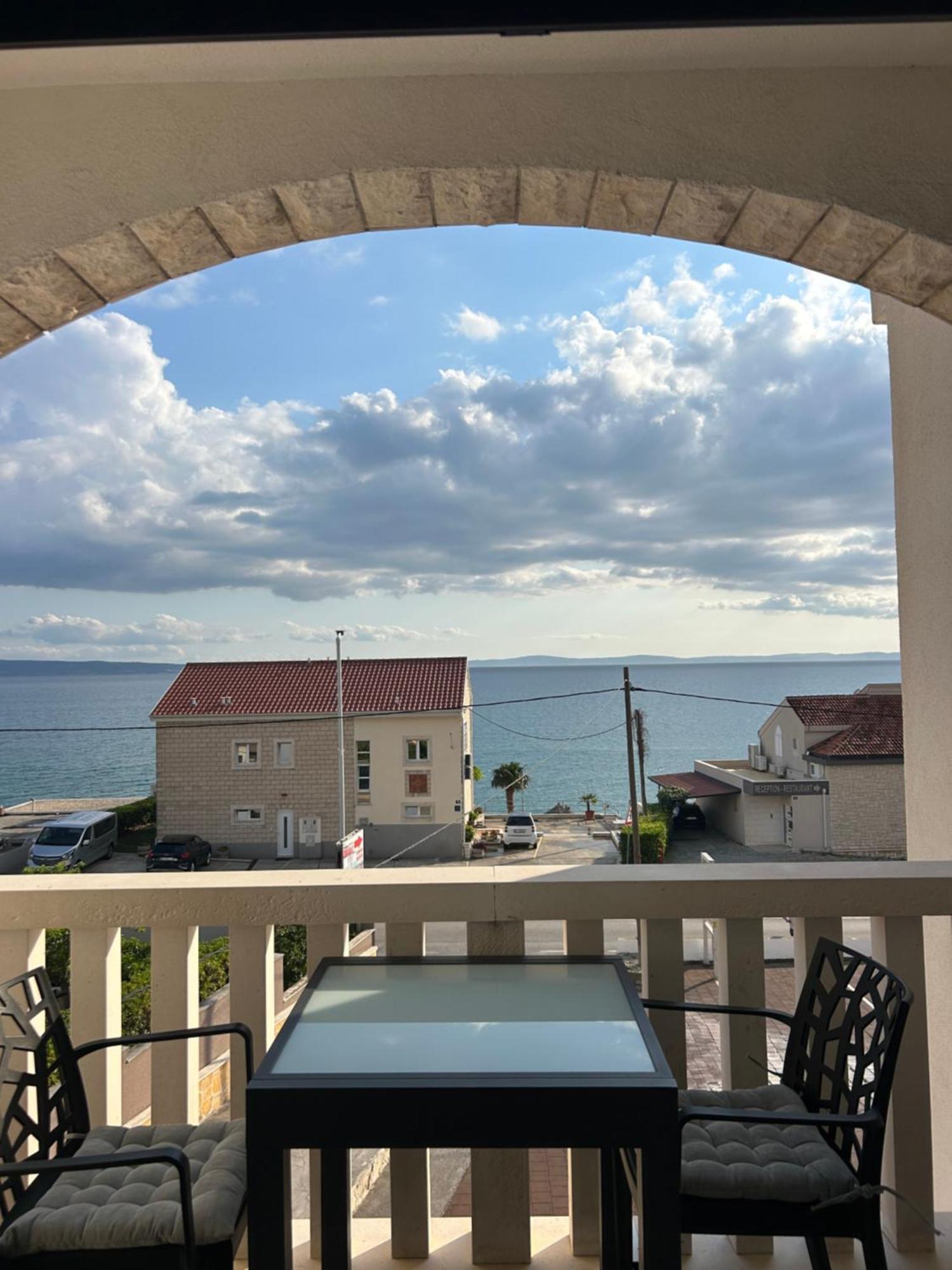 Apartmani Baki Podstrana Luaran gambar